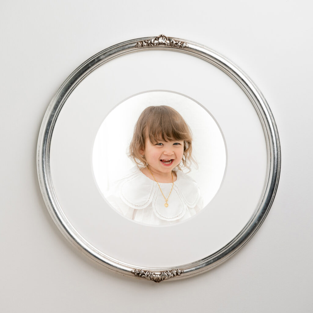 Heirloom Portrait Circular Silver Leaf with Mat
