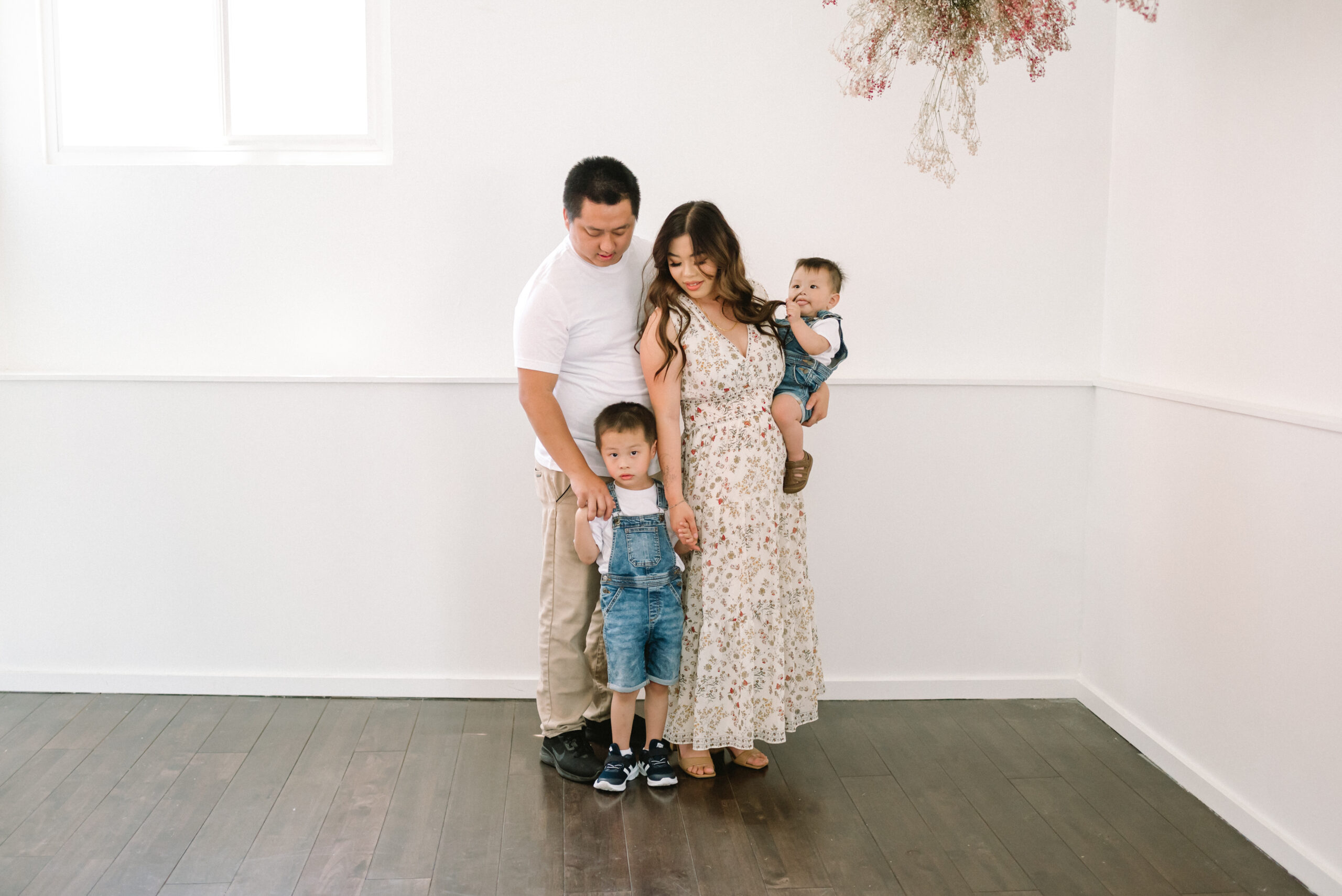 Family in a studio photoshoot in Seattle